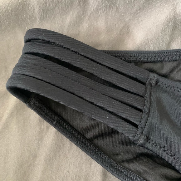 NWT/NWOT - VS Bikini Set - Picture 3 of 12